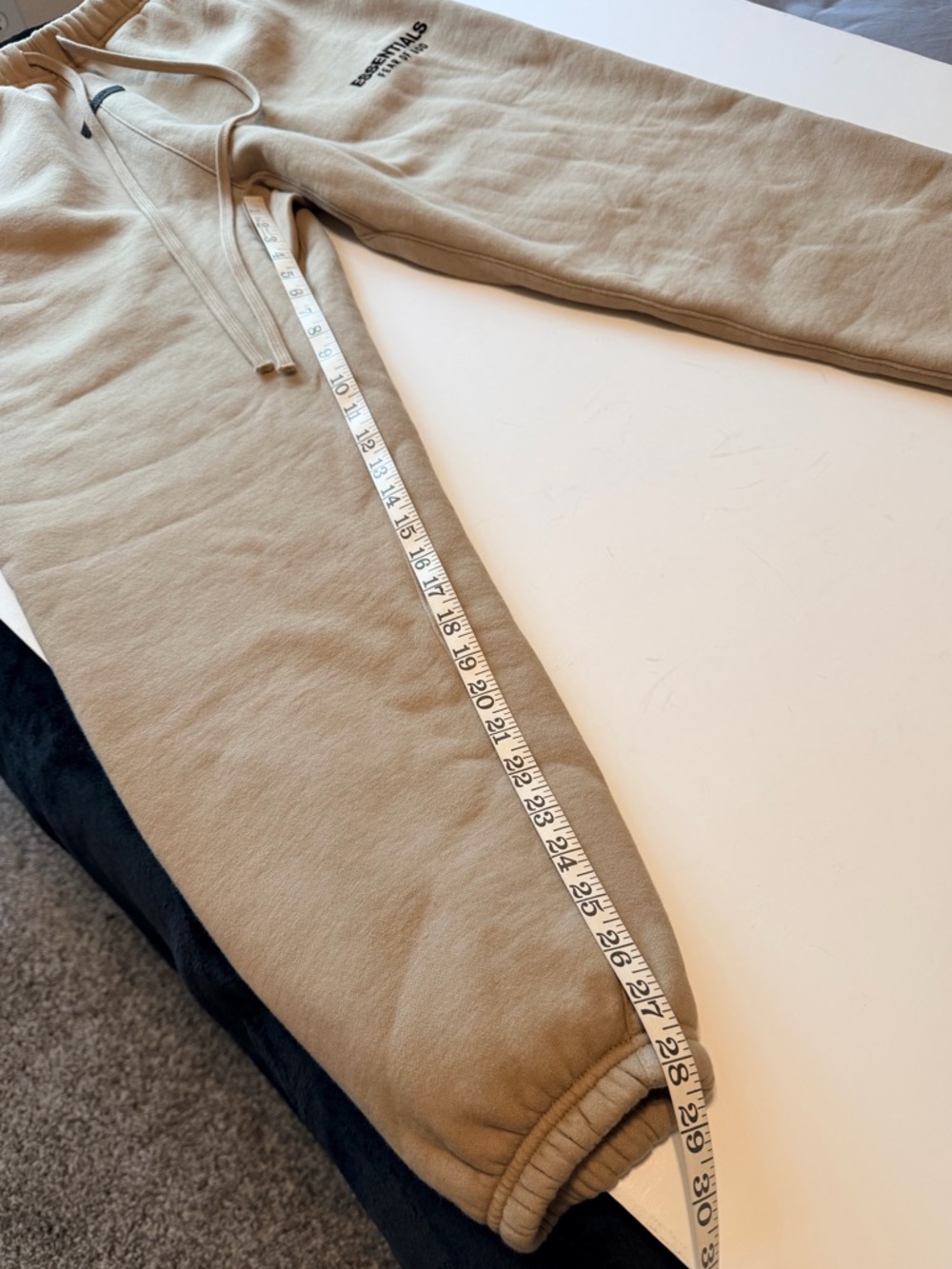 Fear of God Essential fleece Sweatpants color beige, straight leg size M Unisex - Picture 3 of 12